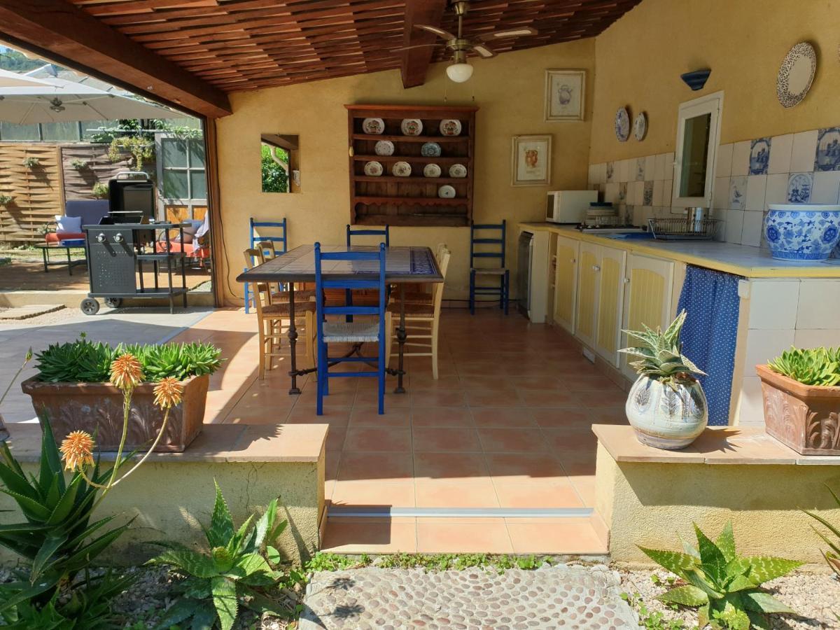 Domaine Du Lac De La Vallee La Roquette-sur-Siagne 外观 照片
